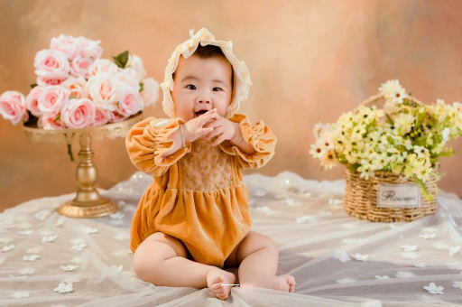 借卵生子机构孕妇脖子长小疙瘩